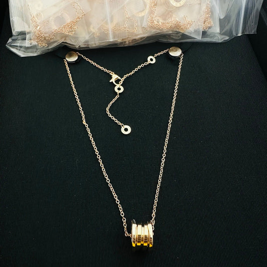 BB Fan Circle Design Necklace